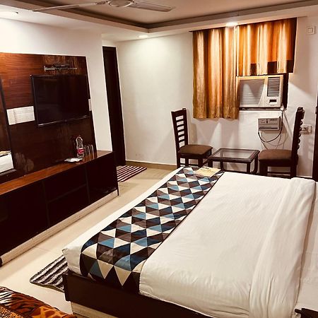 Hotel Vista Premium Tark A Family Hotel Near Igi Airport Delhi Nowe Delhi Zewnętrze zdjęcie